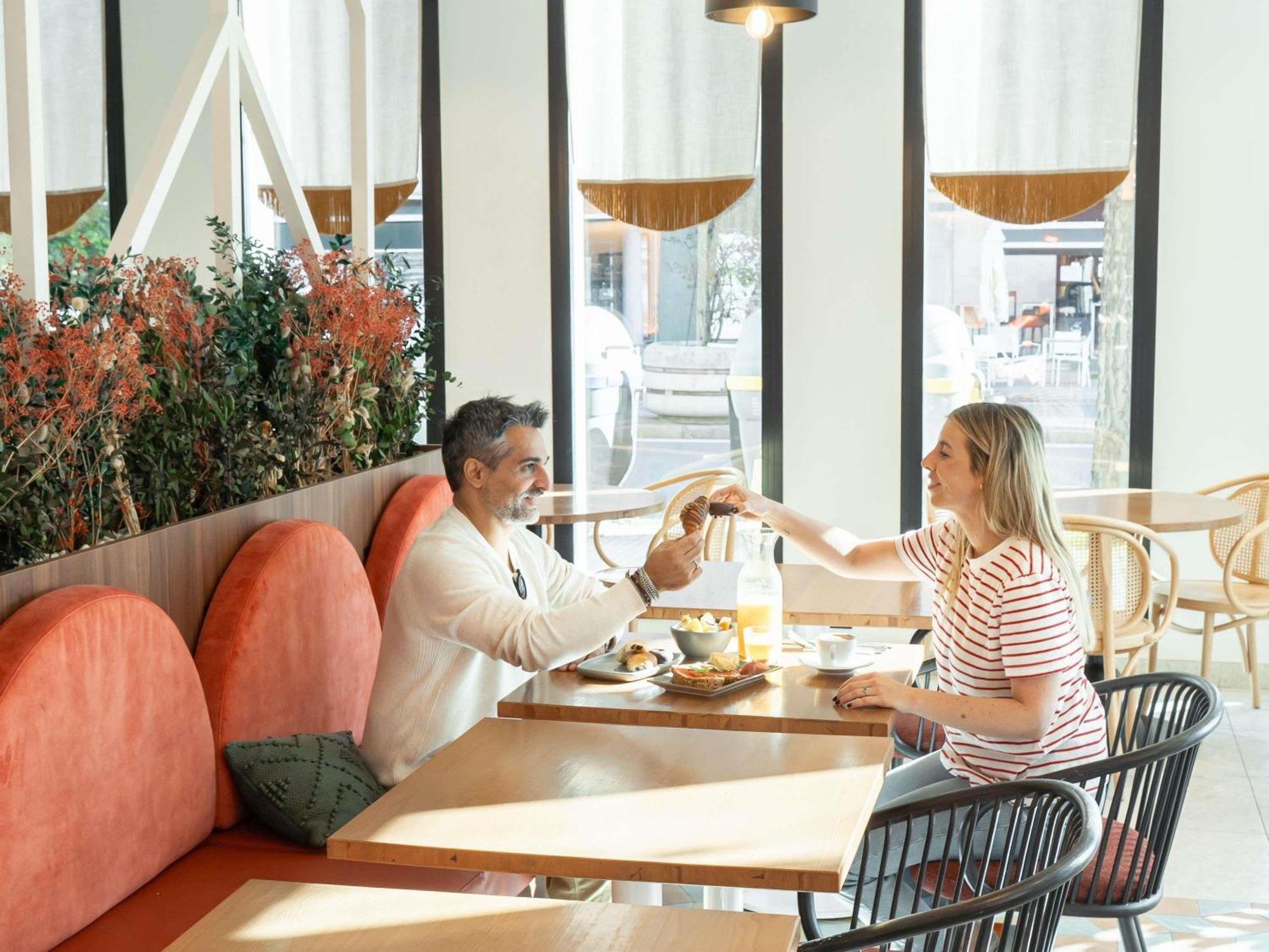 Ibis Styles Sevilla City Santa Justa Exteriör bild