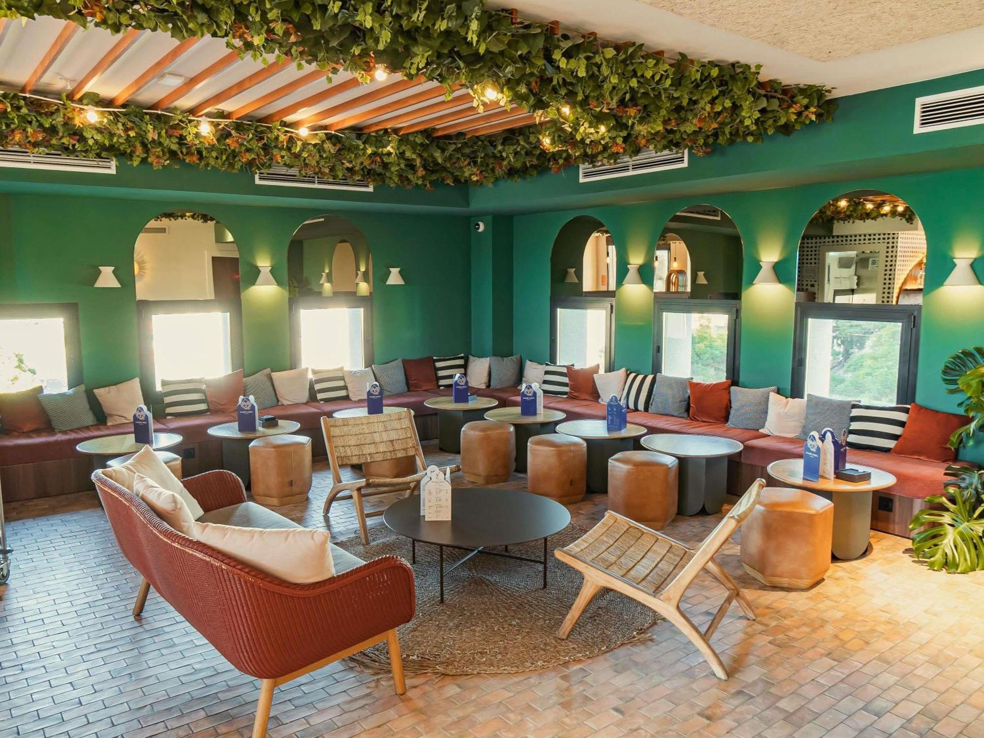 Ibis Styles Sevilla City Santa Justa Exteriör bild