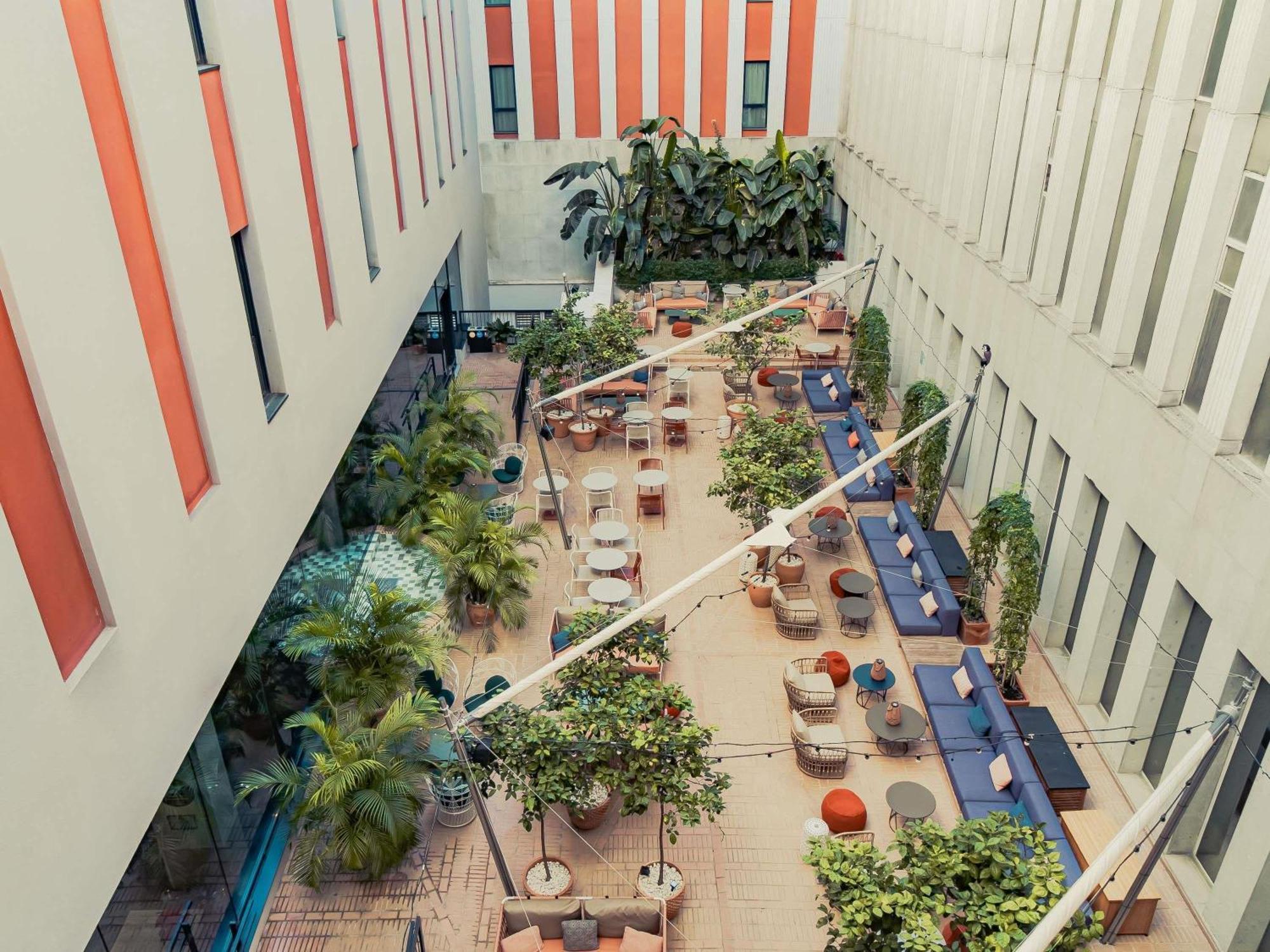 Ibis Styles Sevilla City Santa Justa Exteriör bild